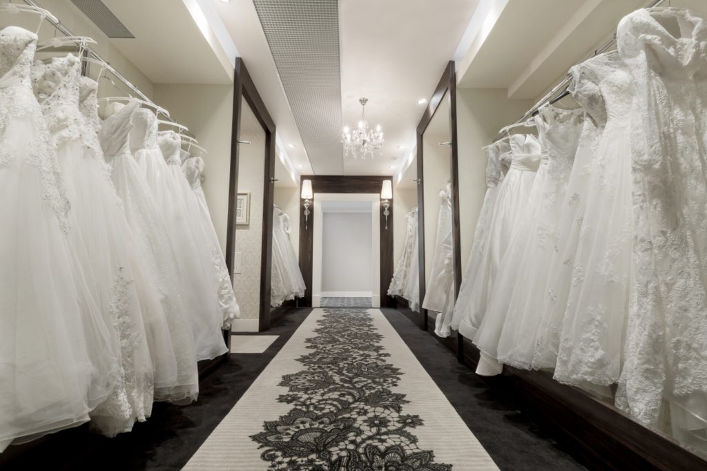 衣裳店「VIVIAN brides」移転のお知らせ